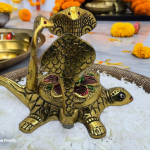 🐢 Turtle Figurine with Cobras and Central Crystal - Features & Benefits 🐍✨